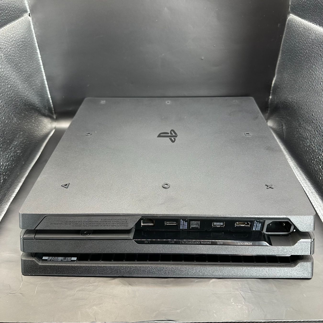 Sony Consoles: Playstation 4 Pro Software: 12.25 – D'occasion à Düdingen par Nerdworld 7