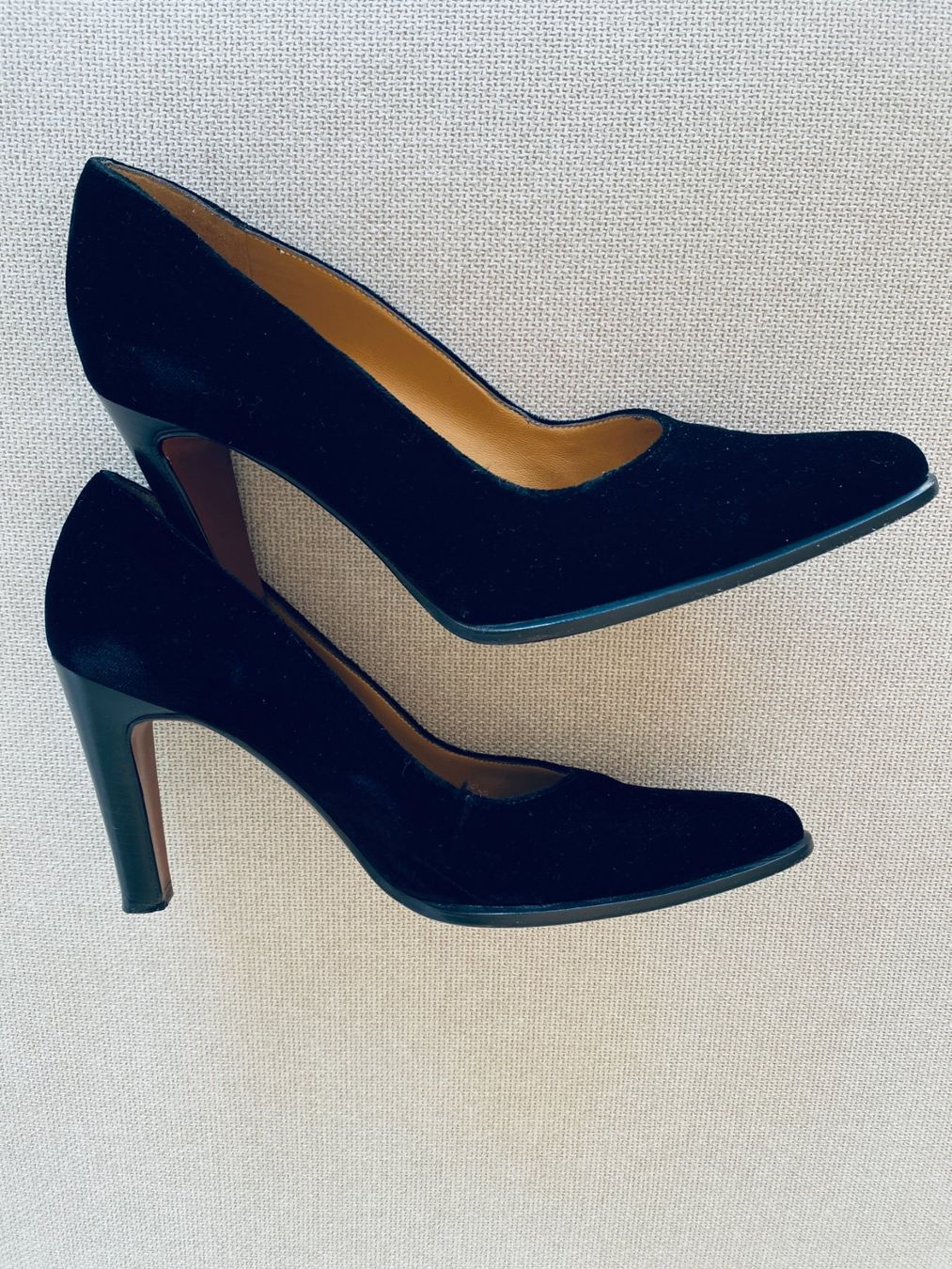 Sergio Rossi Scarpe da donna: SERGIO ROSSI: Pumps, Schwarz, Samt, 37, NP:  585 – Nuovo (secondo la descrizione) da Gunten venduto da divertimenti 2