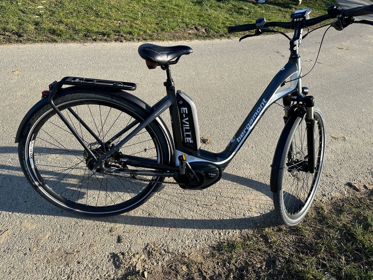 Bergamont Velos: Bergamont E-Ville E-Bike mit tiefem Einstieg – Gebraucht aus Zwingen von