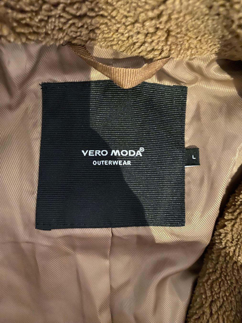 Giacche: V E R O  M O D A _ Teddy -Jacke – Usato da Zug venduto da ENEREP 2