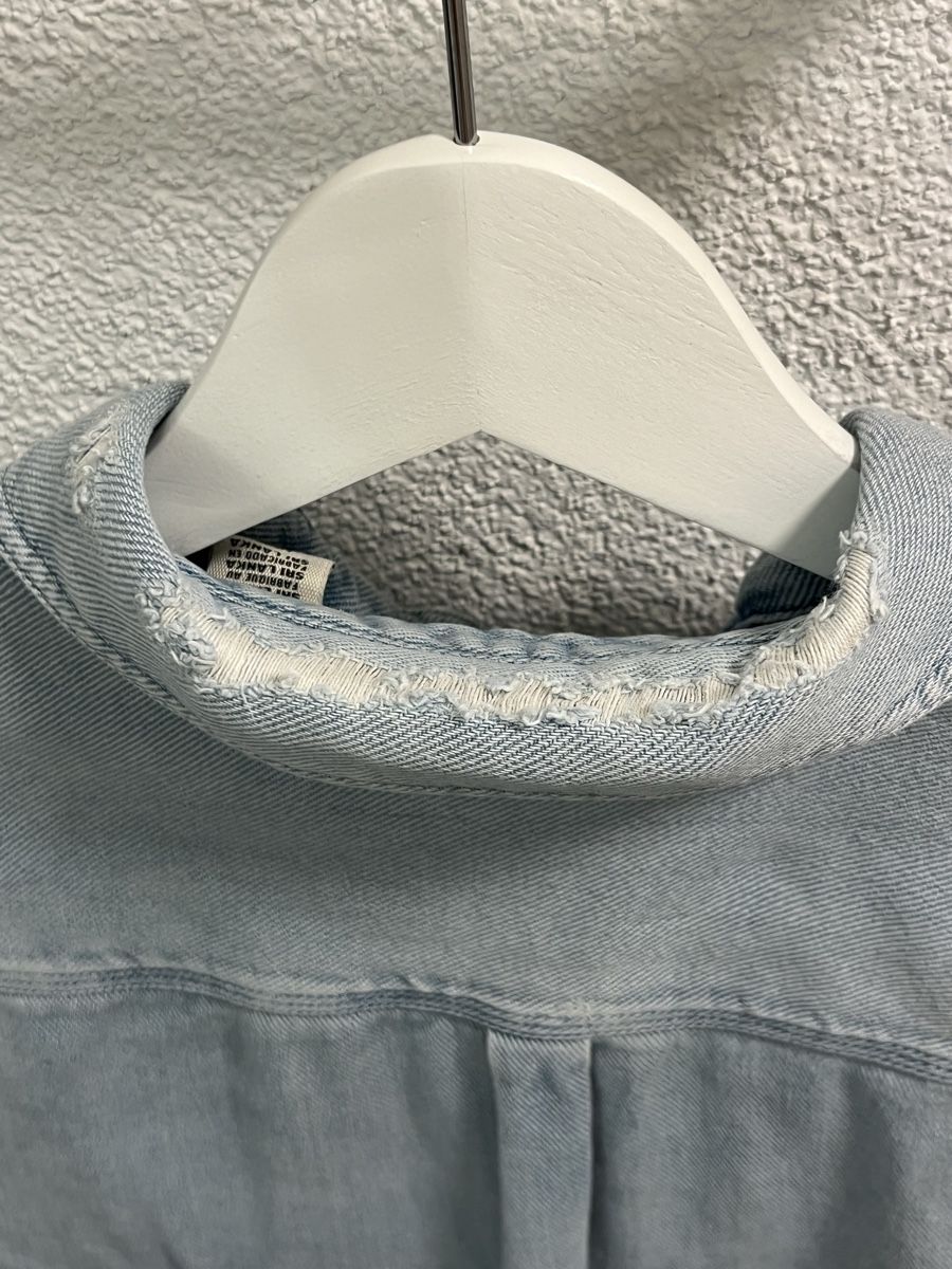 Levi's Chemisiers: Levi's Jeanshemd hellblau Grösse S – D'occasion à Frauenfeld par heyLani 4