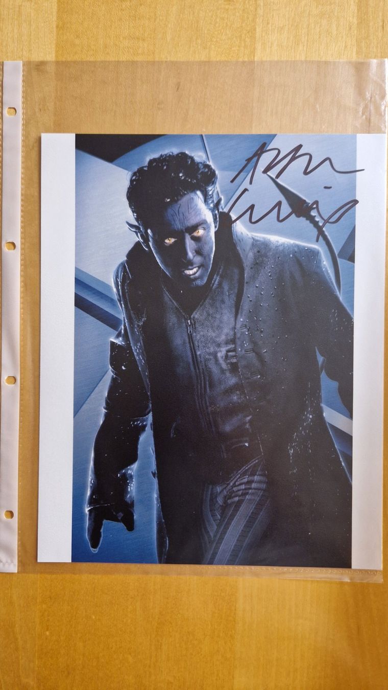 Autogramme: Alan Cumming, Original Autogramm auf Grossfoto – Gebraucht aus Salmsach von aacs65