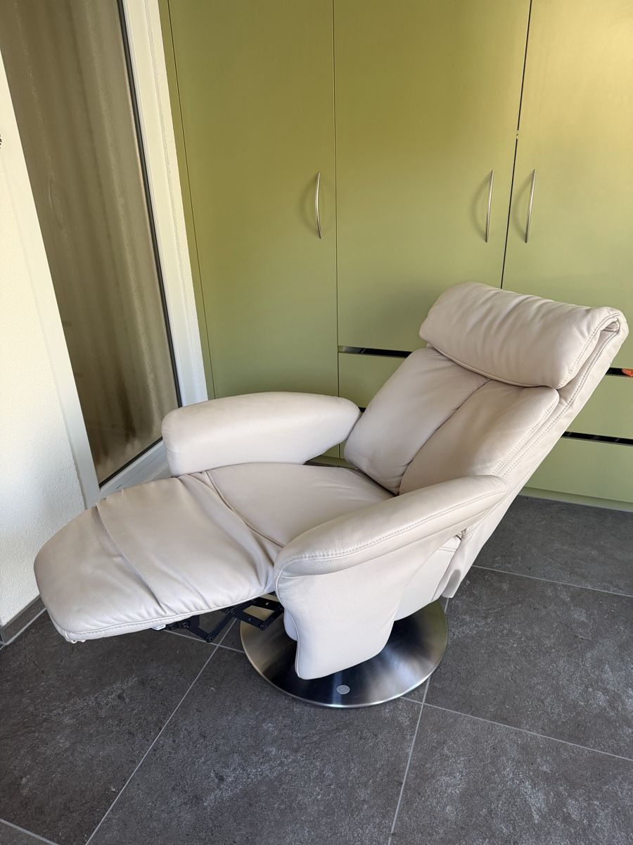 Himolla Poltrone: HIMOLLA Relax Lese- / TV-Sessel Leder – Usato da Hilterfingen venduto da sunshine0409