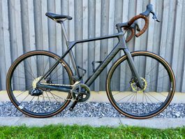Canyon Endurace CF 7 eTap (M) | SRAM Rival AXS