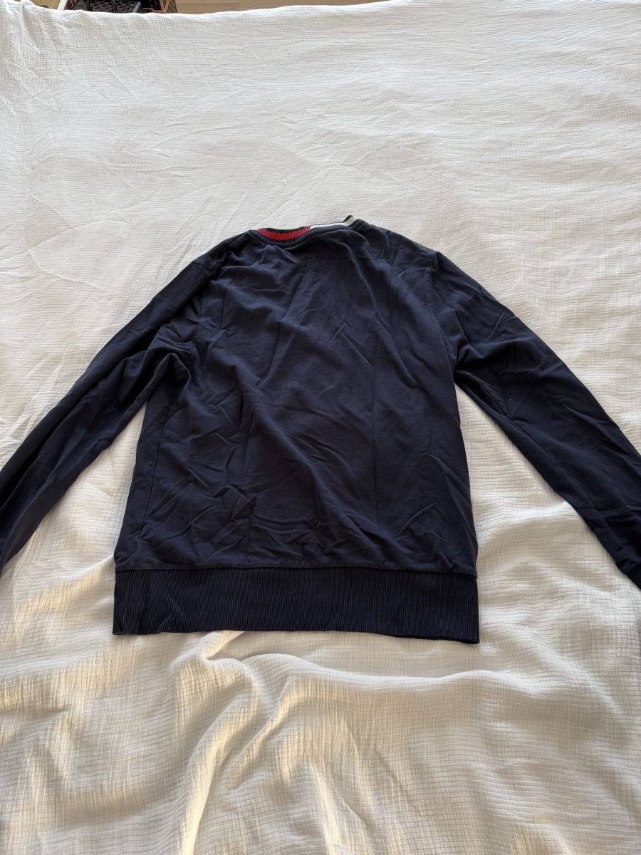 Tommy Hilfiger Maglioni & Felpe: Pullover Tommy Hilfiger marineblau Groesse M – Usato da St. Gallen venduto da yan_tlq2 1