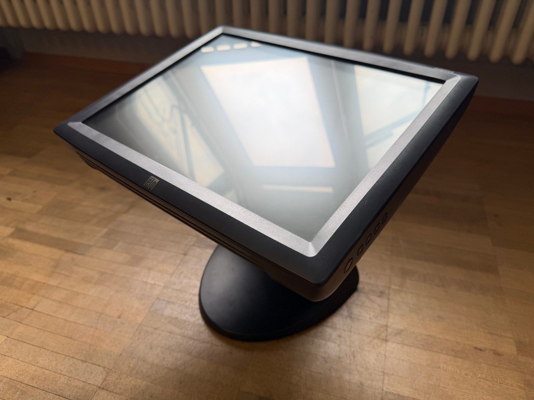 Elo Ecrans: ELO Touchsystems 15" LCD Touch Display ET1529L (POS) – D'occasion à Zürich par onlime 6
