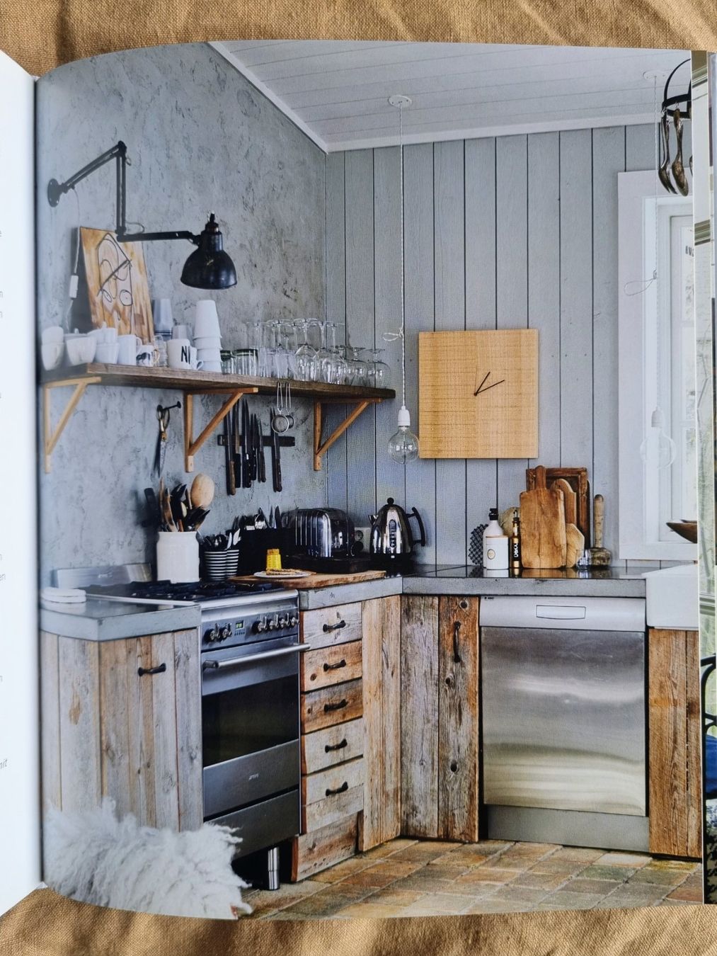 Libri: Wohnbuch Graue Eleganz - Inneneinrichtung / Interior design – Usato da Noflen BE venduto da marlexx 5
