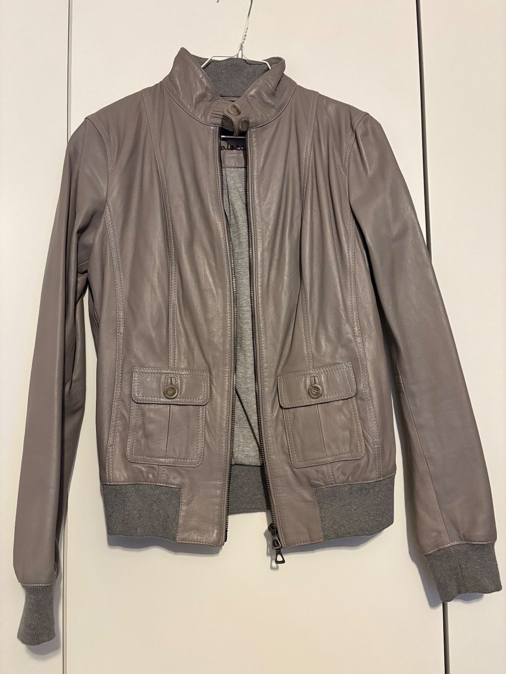 Jacken: Lederjacke Taupe – Gebraucht aus Zürich von petitgrenouille