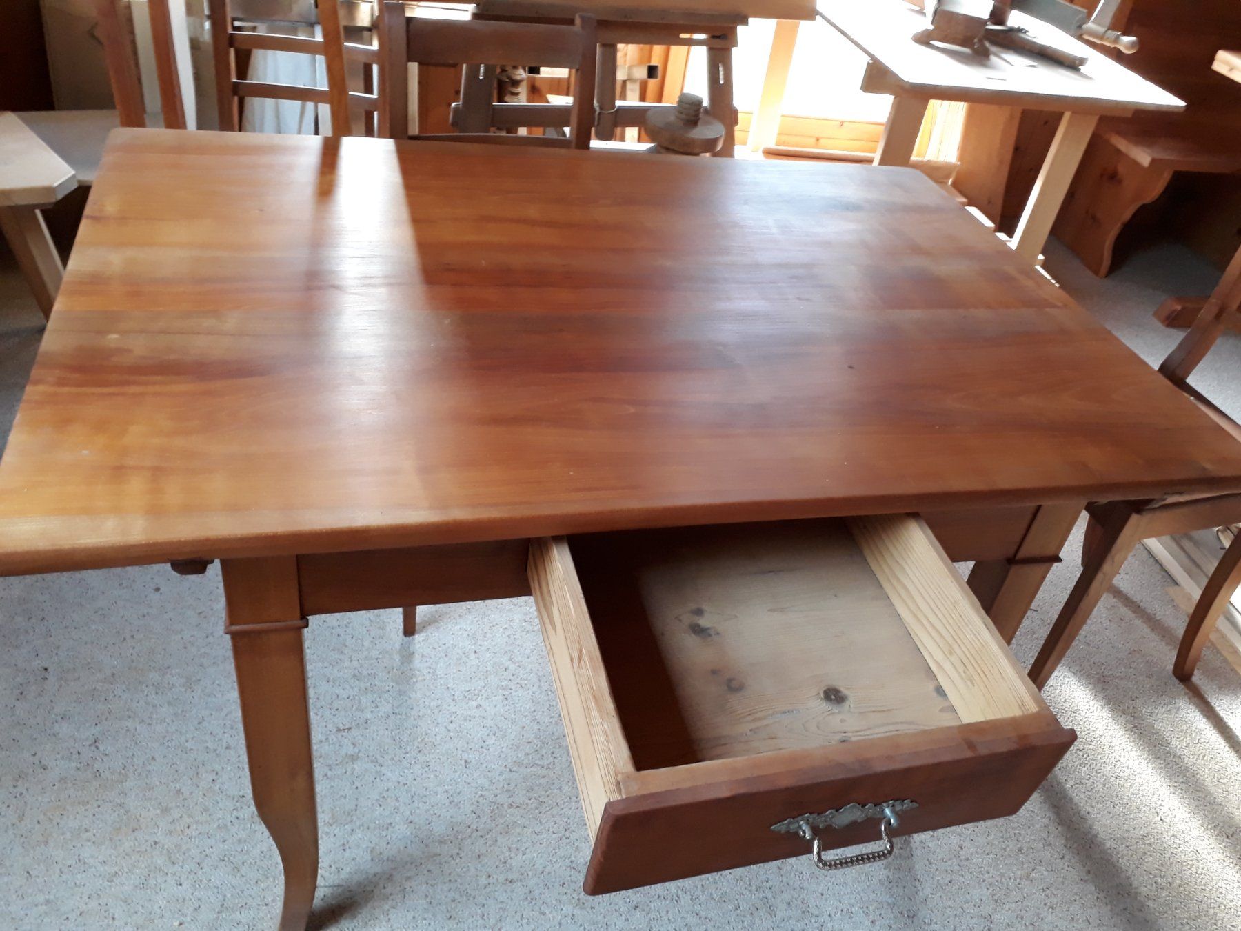 Tavoli: schöner alter Tisch Biedermeier  Kirschb. – Usato da Nesslau venduto da Jakobi01 1