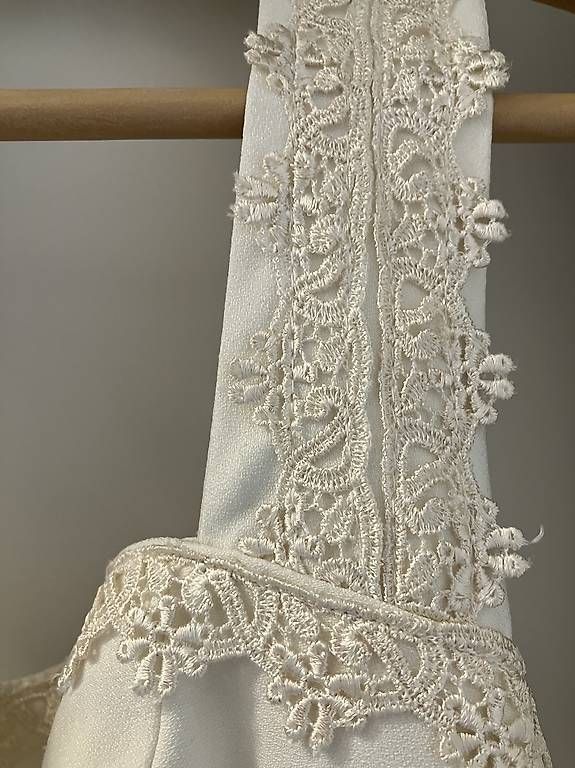 Kleider: Jolie robe de mariée à vendre  – Gebraucht aus La Croix (Lutry) von cwu_6wm8 3