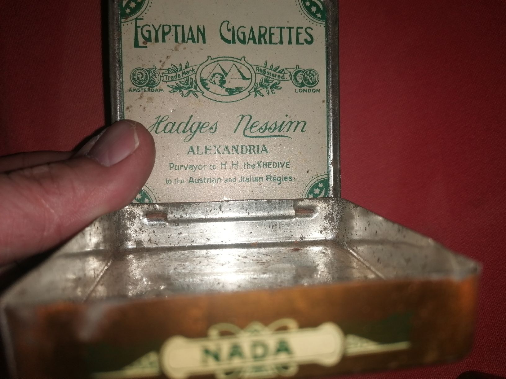 Tabacchi: Antike Blechdose Hadges.. & Nessim 20 er Nada – Usato da Zürich venduto da Tin4Life 5