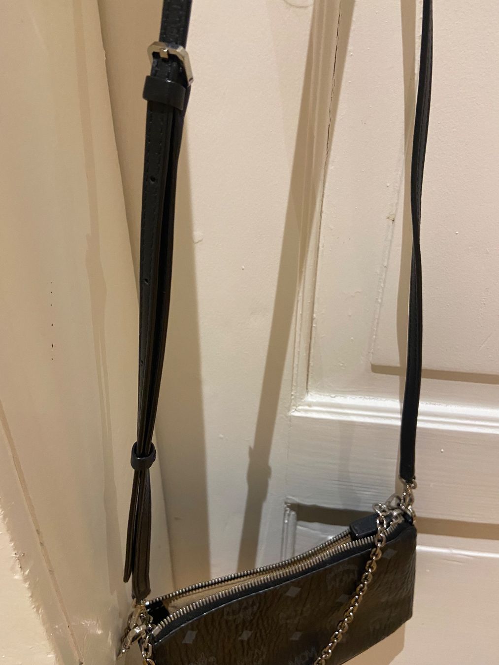 Mcm Borse da donna: MCM Umhängetasche – Usato da Zürich venduto da oli_9dhs 2