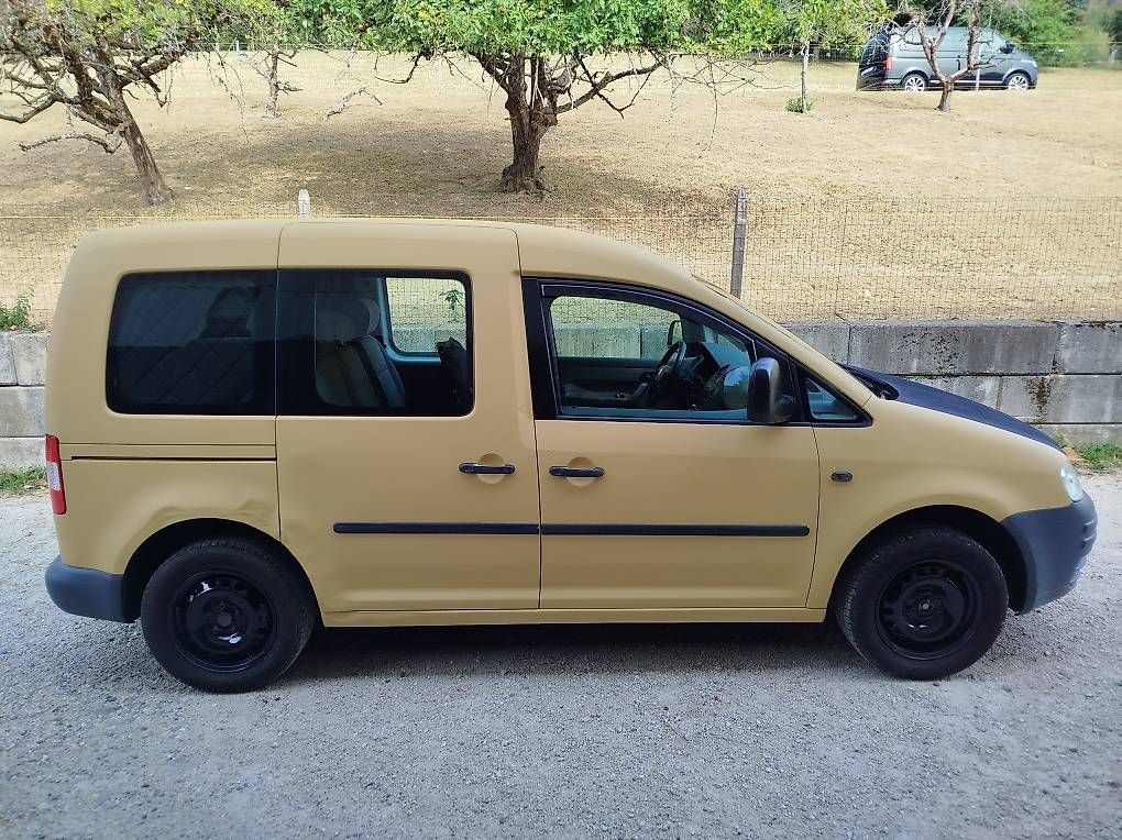Véhicules utilitaires: VW Caddy  – D'occasion à Hägendorf par Blaserst21 1