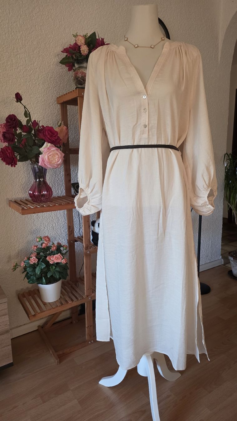 Cream Vestiti: Neu Cream Maxi Dress Size M  – Nuovo (secondo la descrizione) da Klingnau venduto da fairy.princess