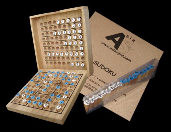 Articoli in legno: Sudoku Garnitur Holz – Nuovo e nell'imballaggio originale da Niederbipp venduto da A_d_i