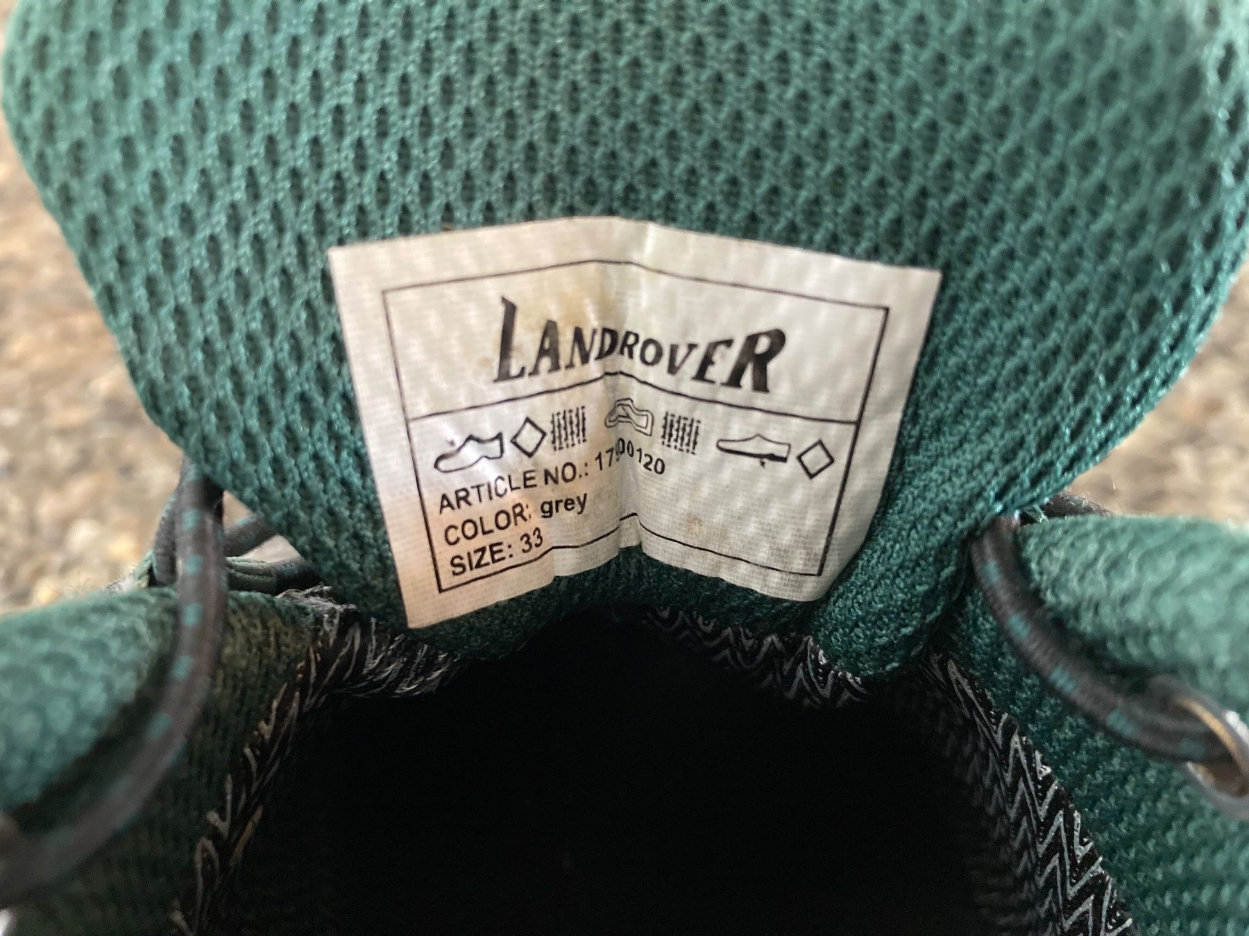 Scarpe per ragazzi: Trekkingschuhe, Schuhe, Wanderschuhe Gr. 33 – Usato da Aetingen venduto da Nadinsky 2