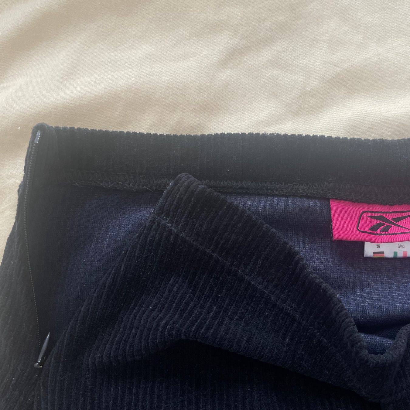 Gonne: Vintage / y2k REEBOK Rock Gr.S – Nuovo (secondo la descrizione) da Arth venduto da ivikiwishop 3