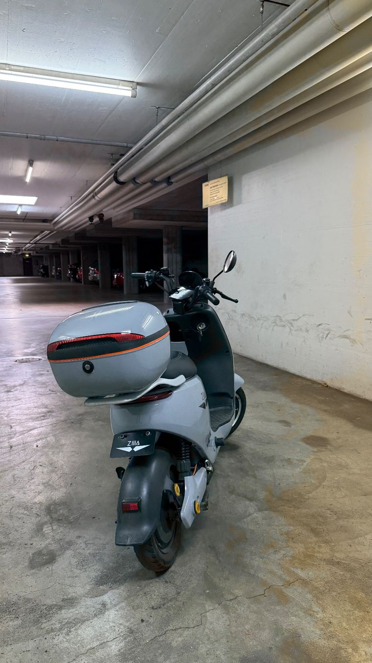Scooters: Zilla Loki E -Roller 25 km/h |80 km Reichweite|Bluetooth – Gebraucht aus Reinach BL von ali_jm55 2