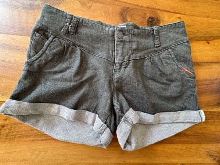 Coole Ragwear Shorts, Gr. 28, Oliv - perfekt für den Sommer!