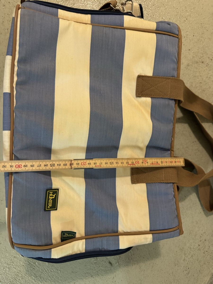 Liege- & Schlafplätze: Hunde Reise Tasche – Gebraucht aus Rapperswil SG von sunny166 1