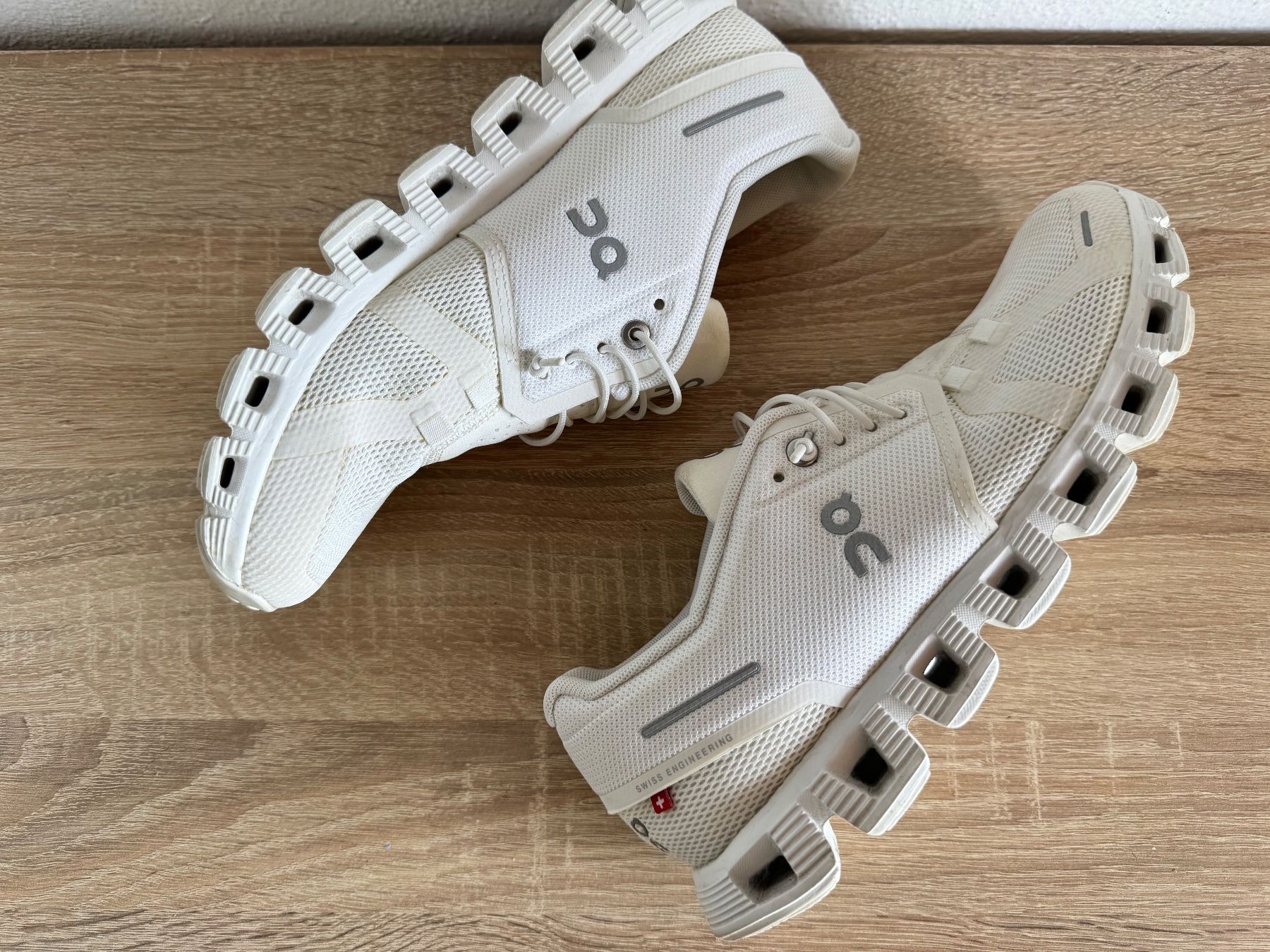 On Damenschuhe: On Schuhe Gr 40 – Gebraucht aus Frauenfeld von guli11 4