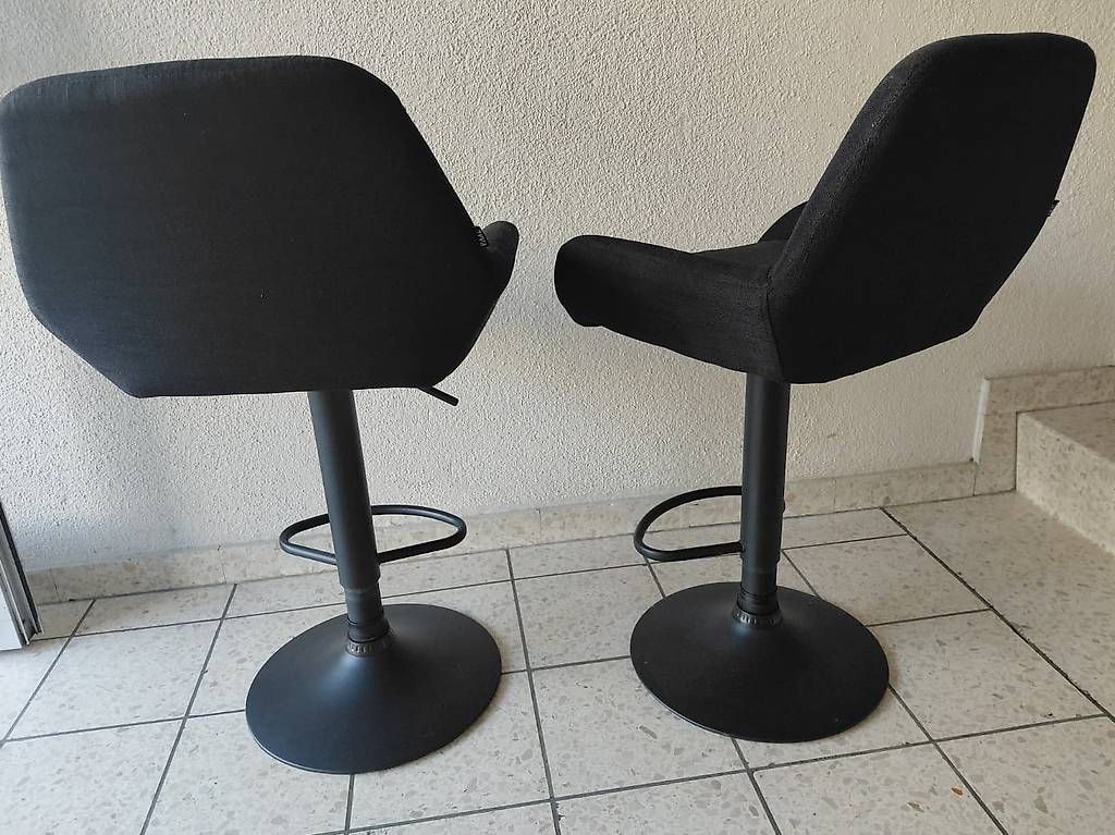 Sgabelli: Moderne Barhocker Schwarz – Usato da Dietikon venduto da Vent-Gary- 1