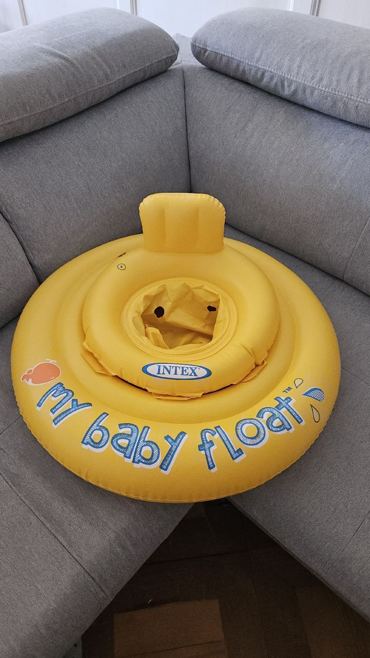 Schwimmringe: Schwimmsitz Intex 6-12 M – Gebraucht aus Murten von RYO_RYO