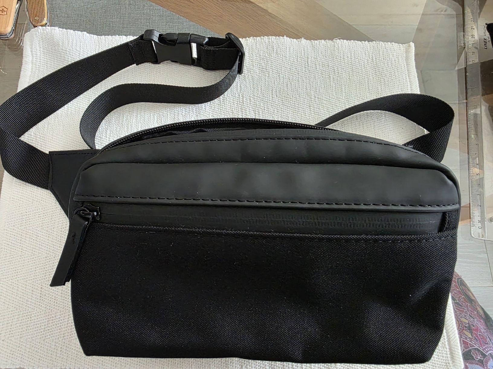 Sacs: Bauchtasche schwarz – D'occasion à Rikon im Tösstal par Quimy68