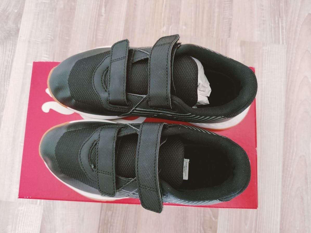 Puma Scarpe da uomo: Puma Hallenschuhe mit Klett Grösse 30 – Nuovo e nell'imballaggio originale da Oftringen venduto da Sportivo.ch 4