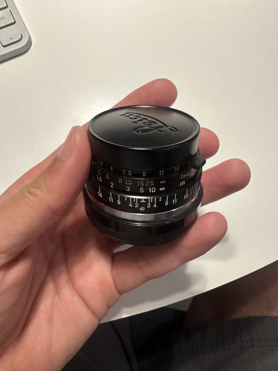 Leica Obiettivi: Leica summicron 35mm f2 – Usato da Frauenfeld venduto da bybong