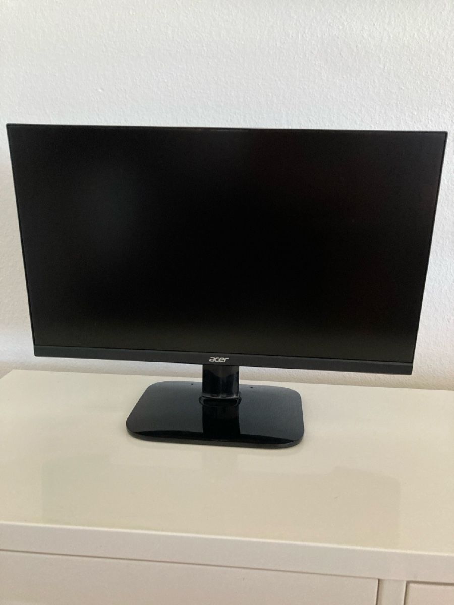 Monitor: Bildschirm Acer 24’ – Usato da Basel venduto da edy_78pd
