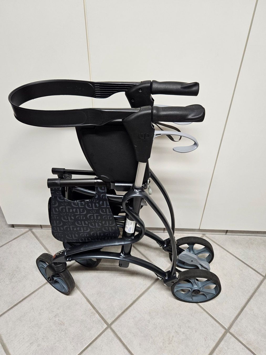 Ausili per la deambulazione: Déambulateur Rollator Dolomite TJazz 610 – Usato da Courroux venduto da grey1952 3