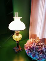 Wunderschöne Petrol-Lampe als elektrische Tischleuchte