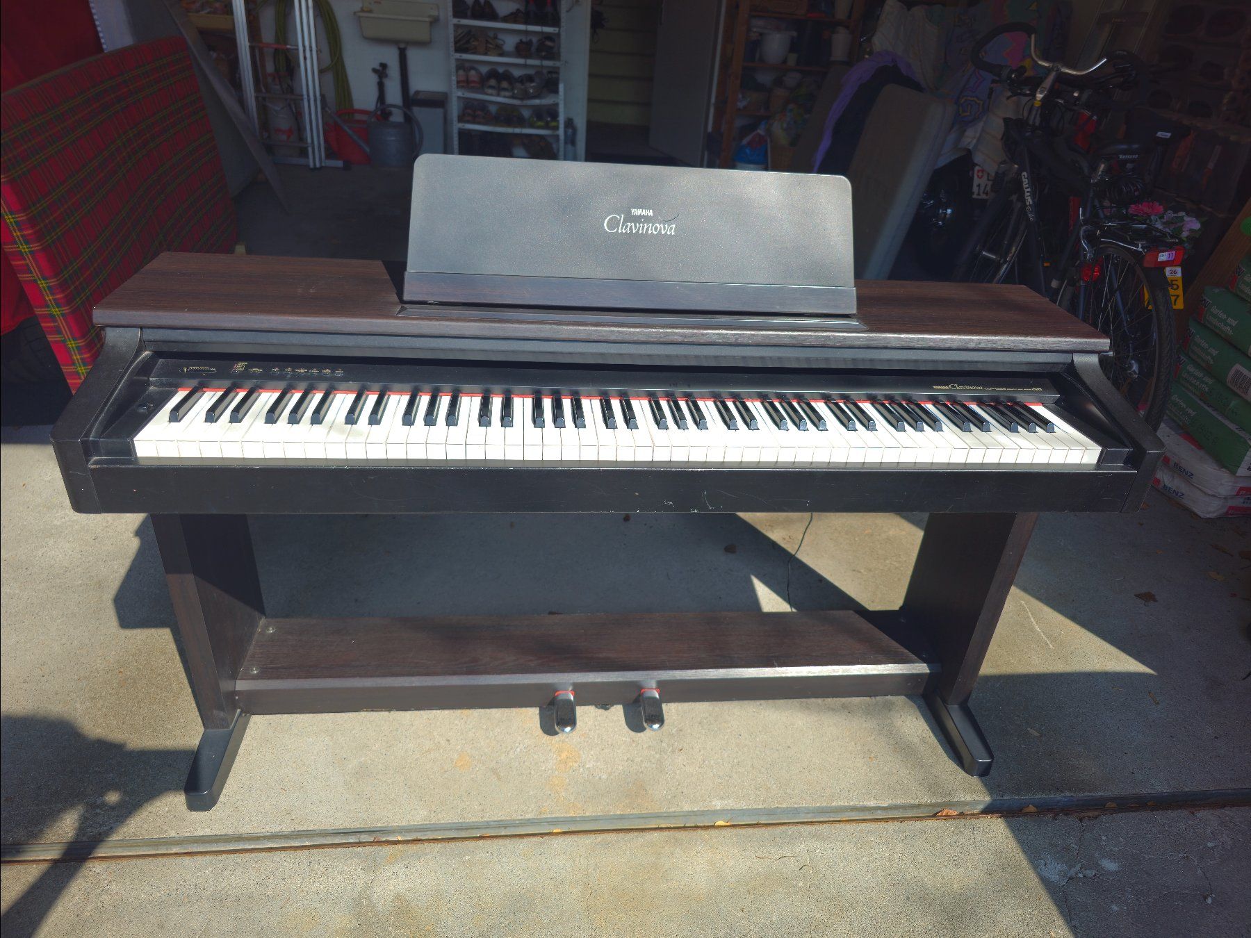 Yamaha Strumenti musicali: E-Piano Yamaha Clavinova CLP-122S – Usato da Adligenswil venduto da j_rs