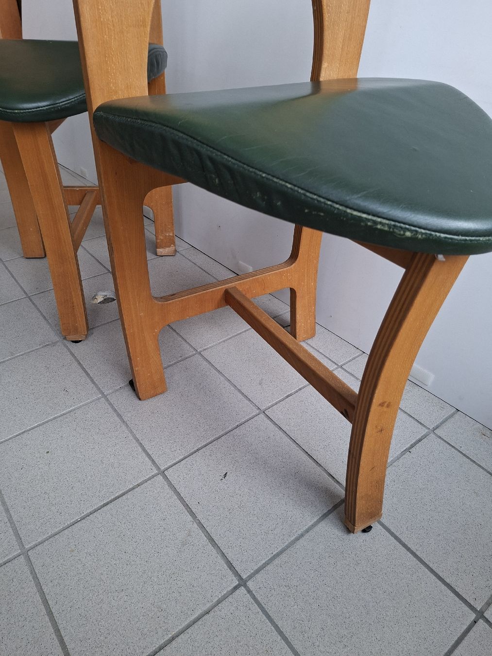 Chaises: 2 Schöpf Stühle – D'occasion à Erlach par silvia3235 3