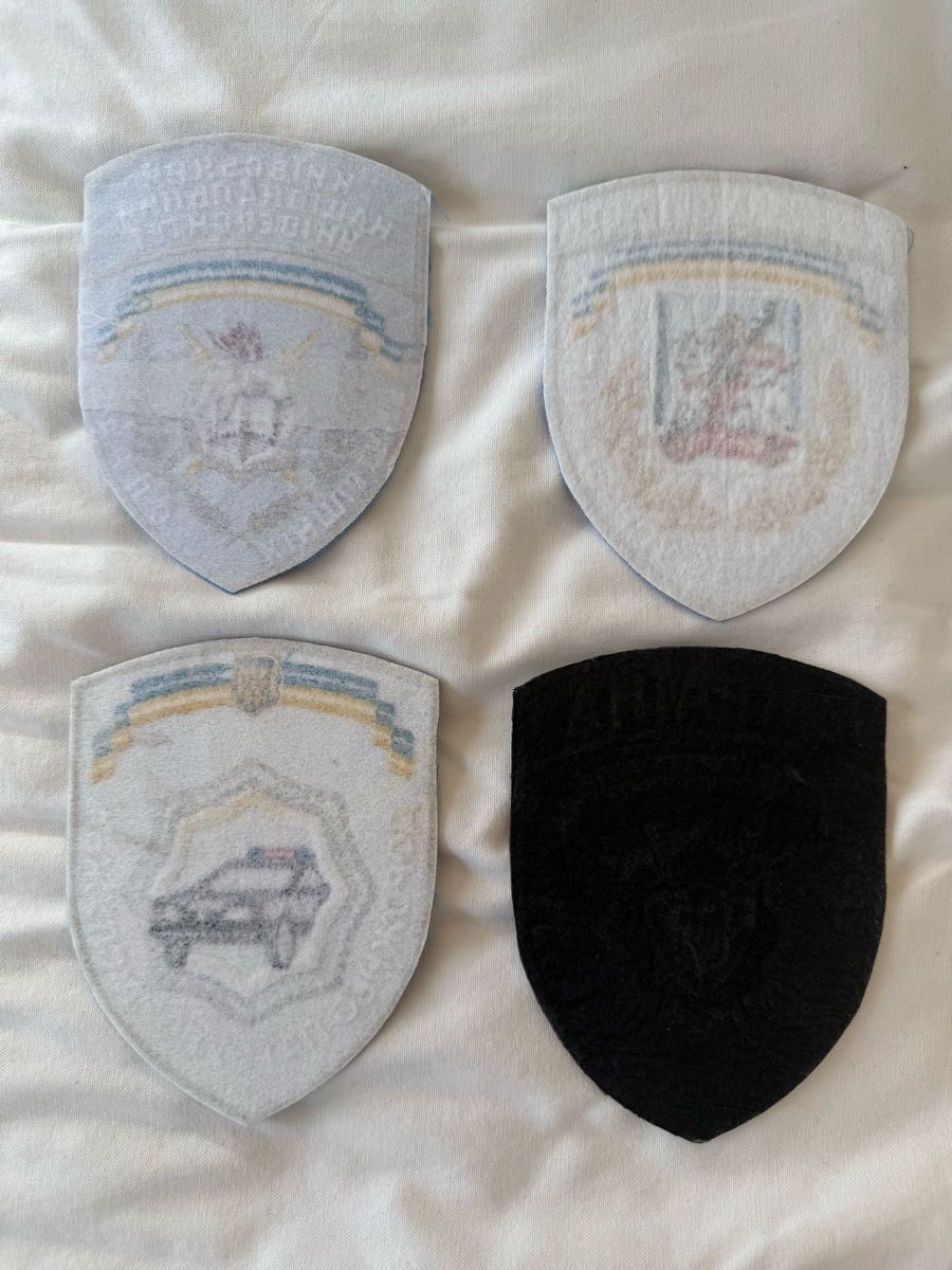 Plaquettes & Badges: Polizei Ukraine 4 Badges – Neuf (Voir description) à Sisseln AG par Daeha1 1