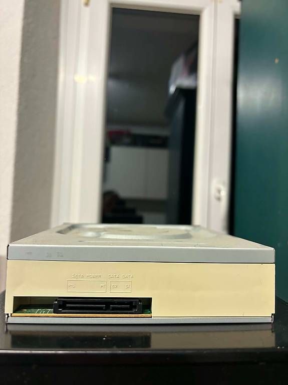 Systèmes audio & multimédias: Sony DVD/CD Brenner  – D'occasion à Niederuzwil par LA-Electronics 2