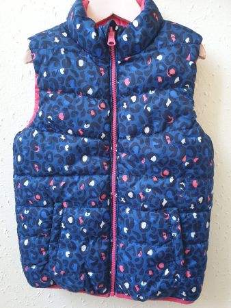 Wendbares Gilet blau-pink, Grösse 122