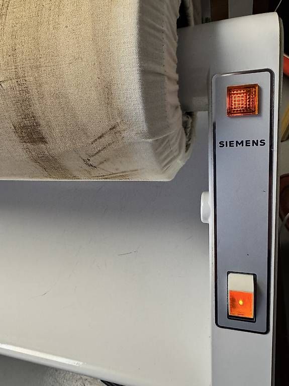Fers à repasser: Siemens Bügelmaschine – D'occasion à Dürnten par cli_wdj2 3