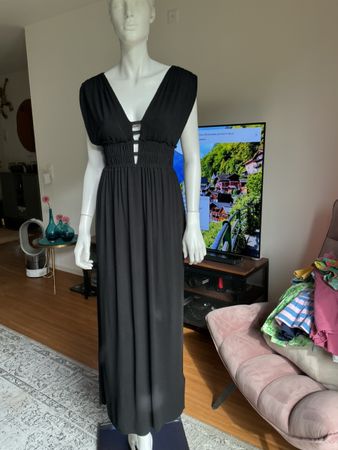 Maje Kleid Maxi schwarz rückenfrei.  (( Grösse 1)