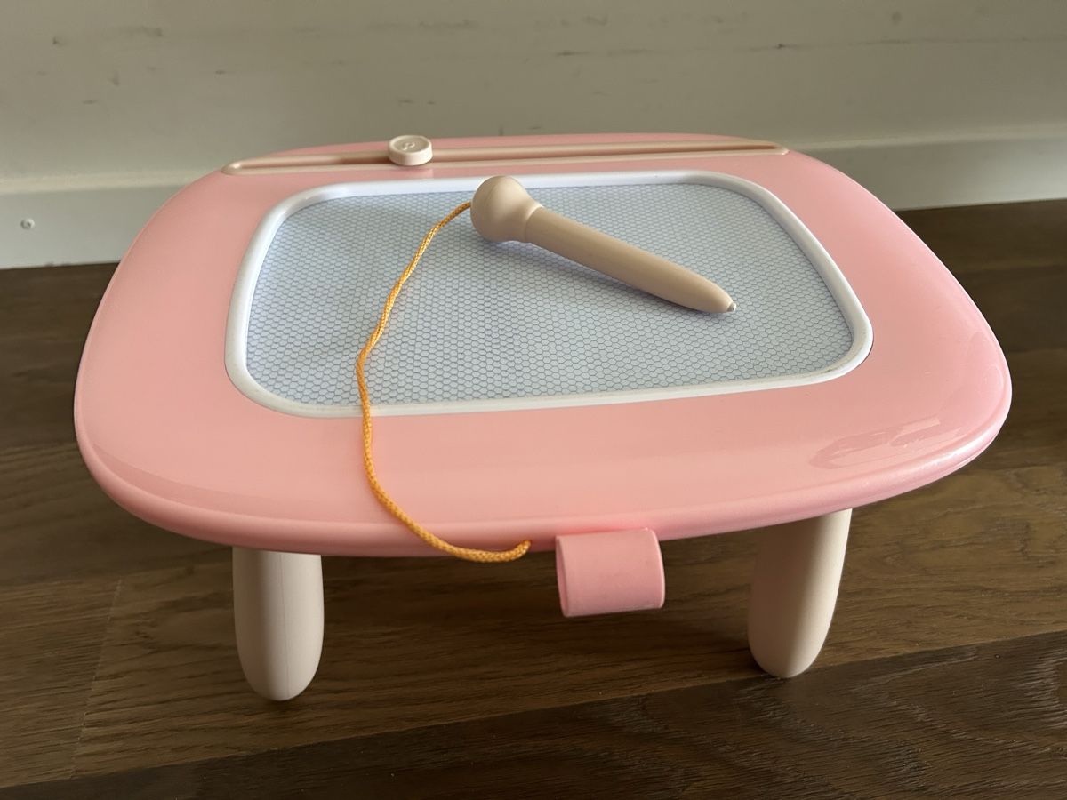 Jeux: Small magnetic table – Neuf (Voir description) à Epalinges par kat_lyp6