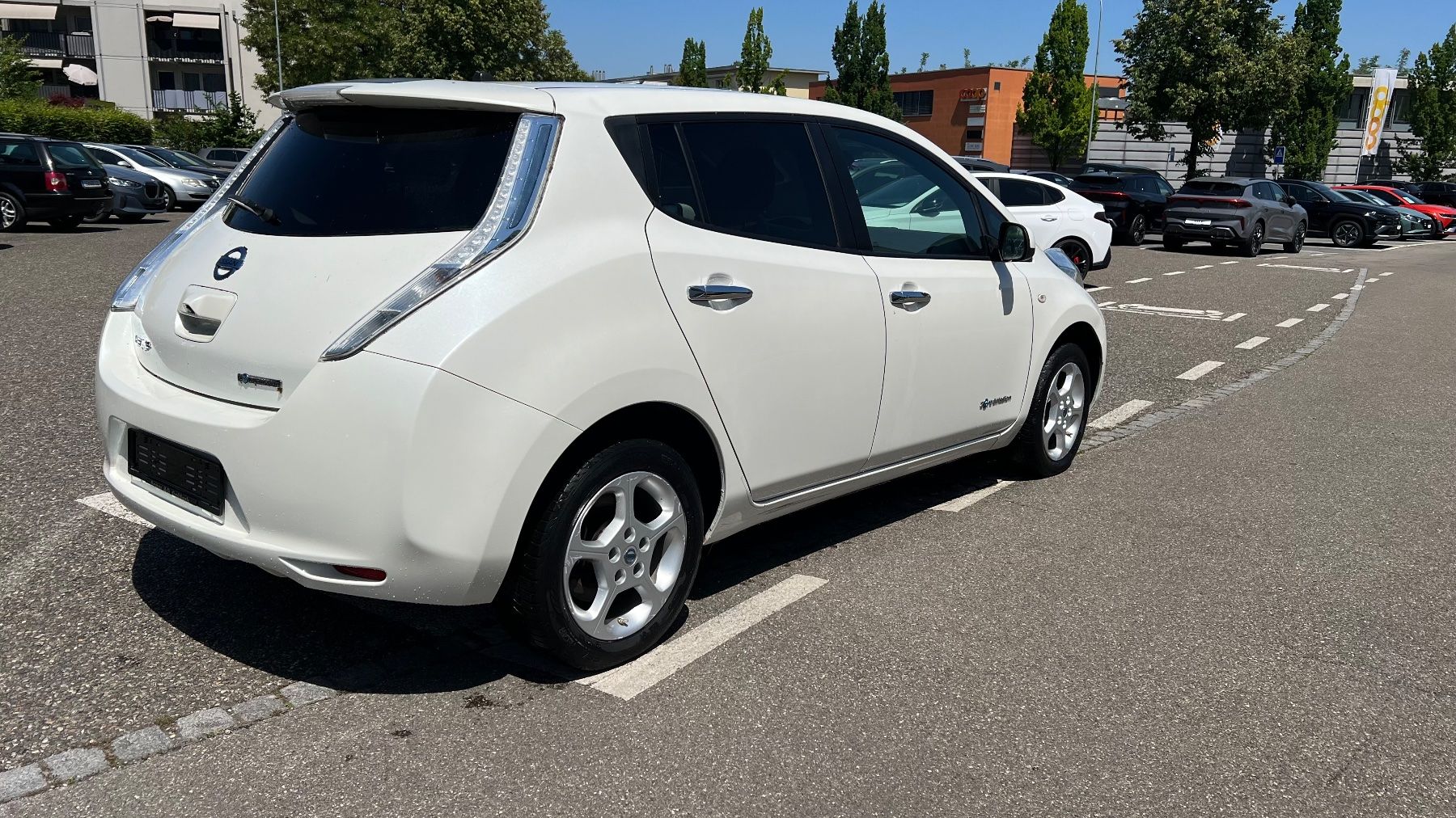 Nissan Automobili: Nissan Leaf Acenta Elektro – Usato da Goldach venduto da CityGOAuktion 2