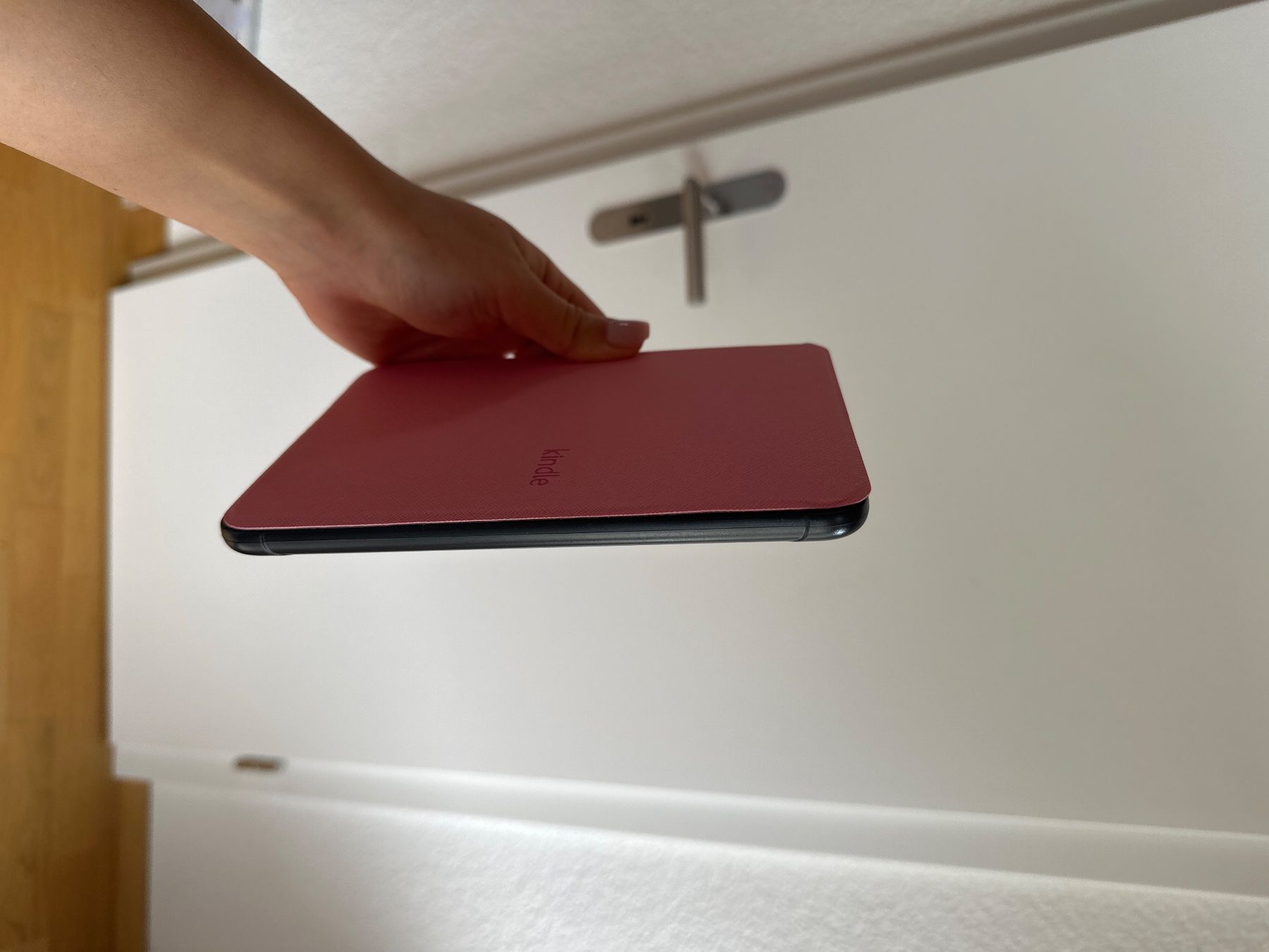 Cover & Protezioni schermo: Kindle Hülle Rosa – Nuovo e nell'imballaggio originale da Spiegel b. Bern venduto da sim_xb6q 2
