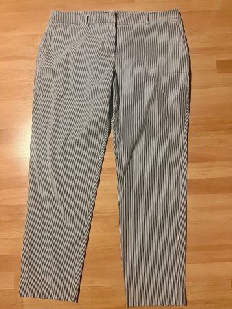 Gestreifte Chinohose, Grösse 42