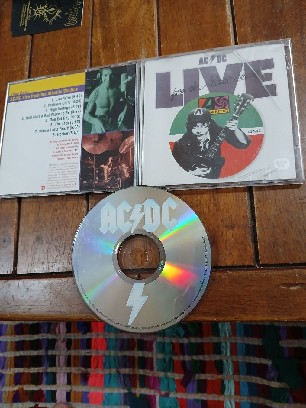 CD: ac/dc - live from.... – Usato da St-Cergue venduto da VeganWarrior