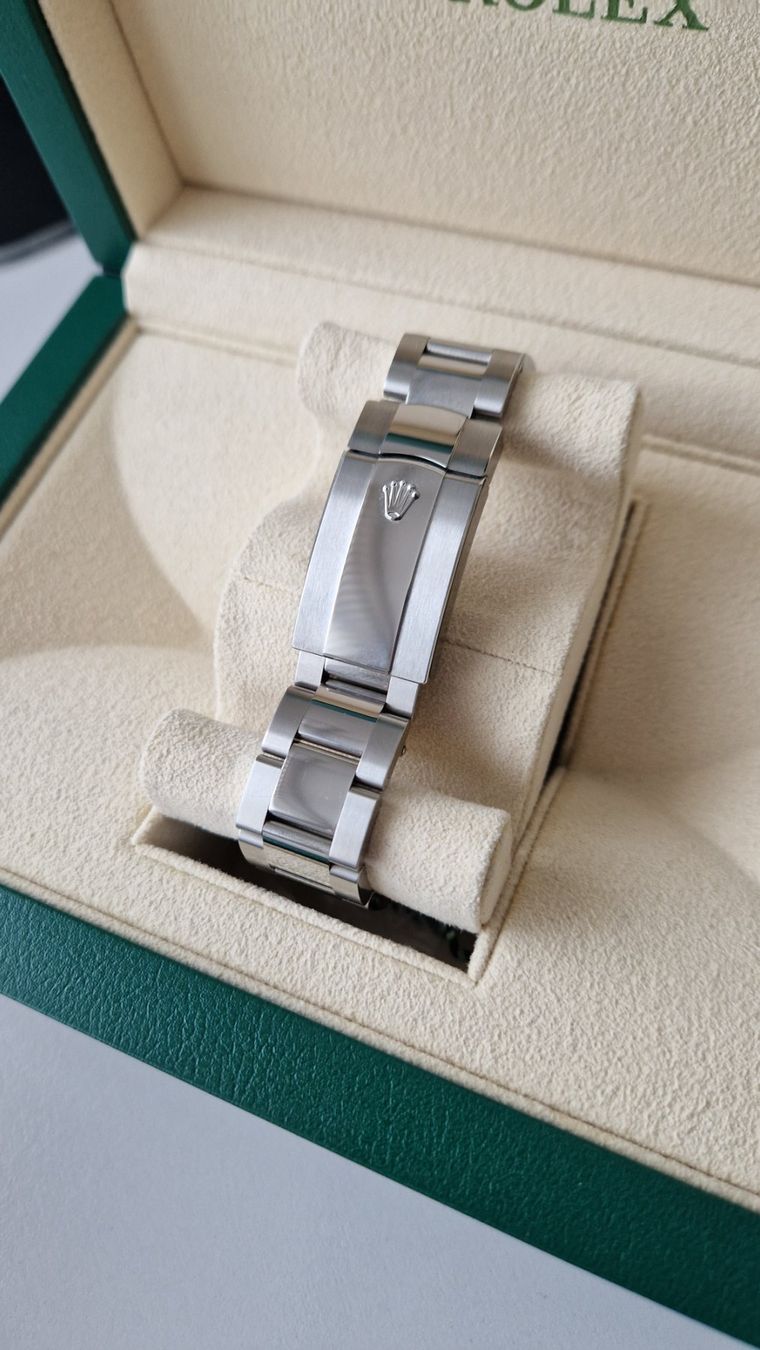 Rolex Orologi: Rolex Sky-Dweller mit weissem Zifferblatt – Nuovo (secondo la descrizione) da Obfelden venduto da Bea26 4