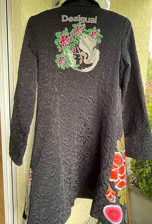 Desigual Cappotti: Damenmantel – Usato da Ebikon venduto da Schwan08 1
