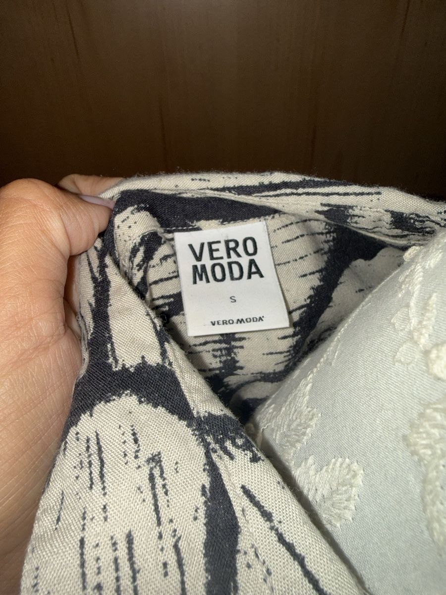Vero Moda Chemisiers: Crop top Bluse vero Moda – D'occasion à Itingen par jessi811 1