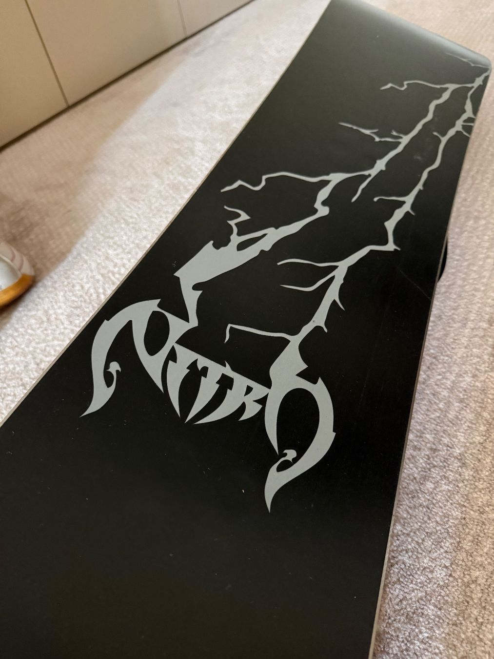Snowboard Nitro Board: Nitro Snowboard mit Bindung und Boots – Usato da Kloten venduto da tin_kb9x 5
