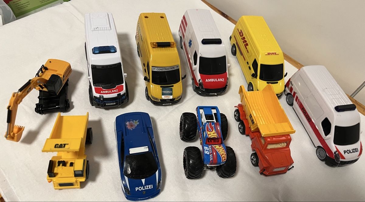 Spielzeuge: Autos – Gebraucht aus Stäfa von Exclusive0 1